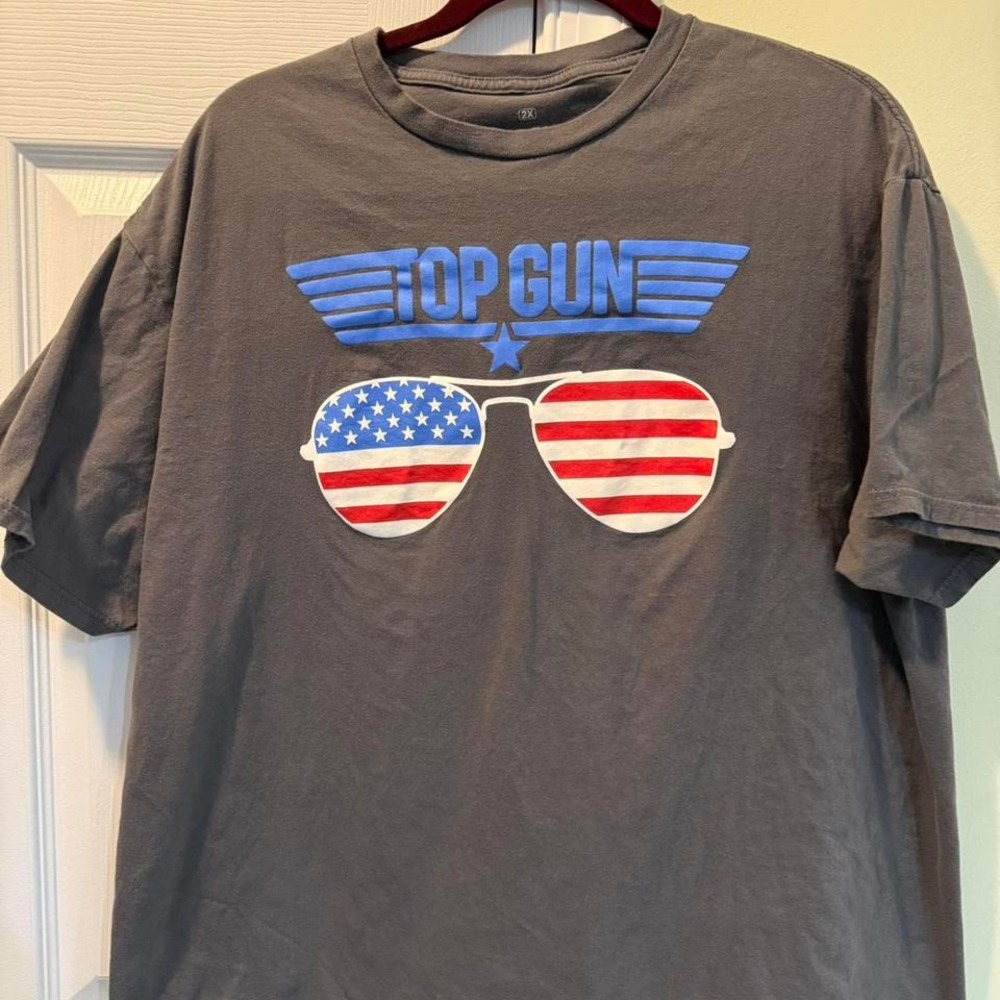 Top Gun Logo‎ Aviator Glasses Wing 2xl Graphic Heather Gray t-shirt